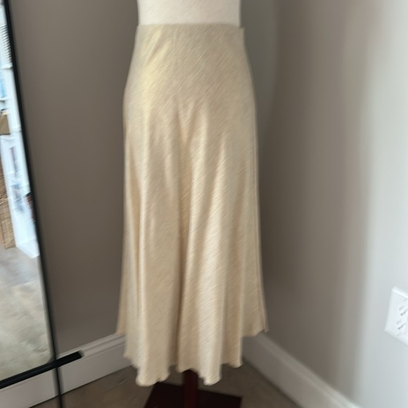 Made in Italy Elegant Gold Women's Skirt OS - Picture 1 of 10